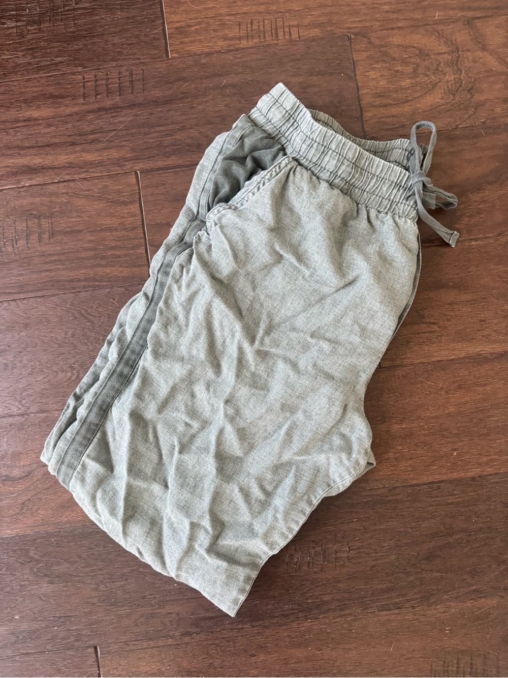 Splendid Elastic Waistband Drawstring joggers
